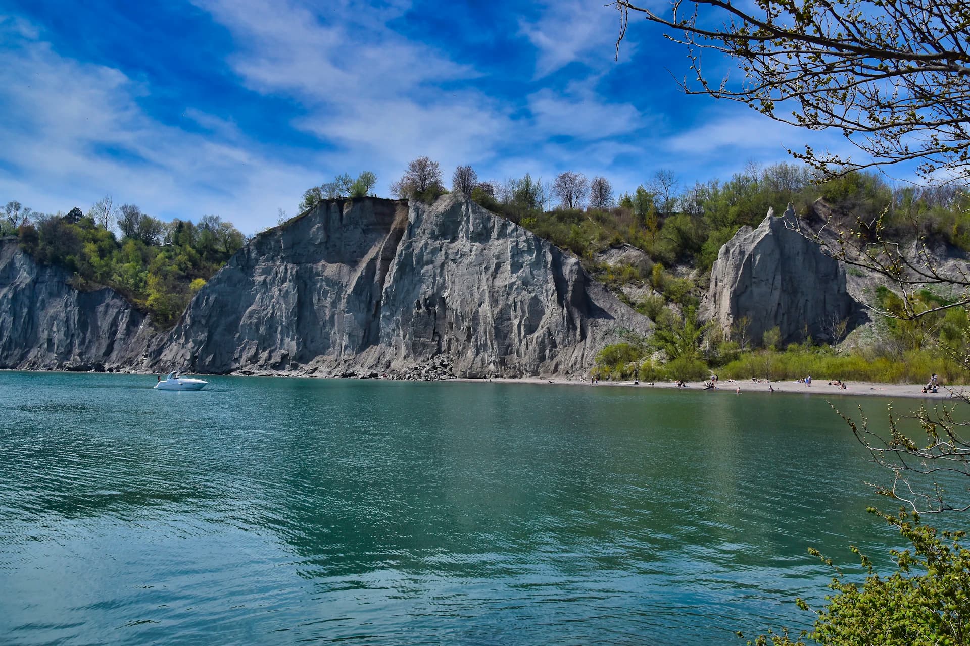 Electrician serving Scarborough